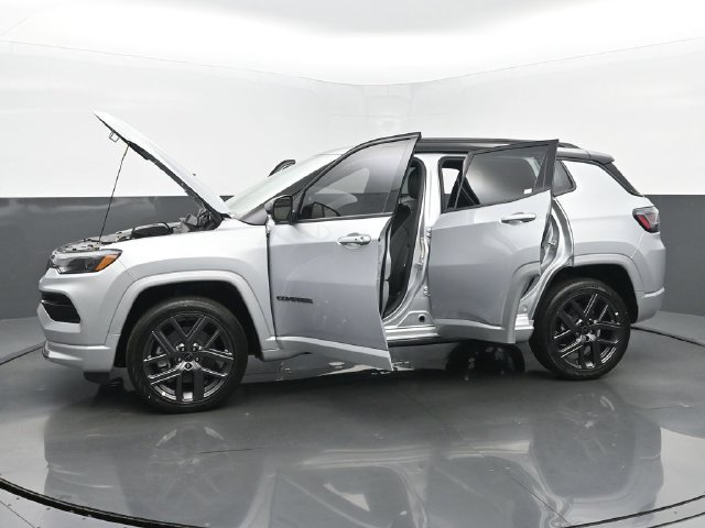 New 2025 Jeep Compass Limited w/ Driver Assist Group I AWD/4WD image 55