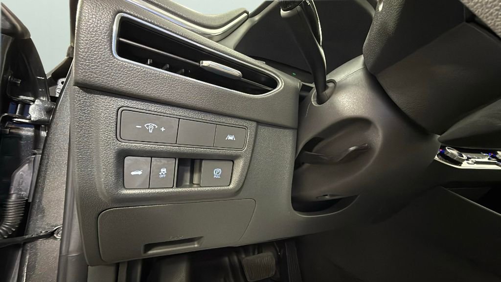 Used 2021 Hyundai Sonata SEL image 16