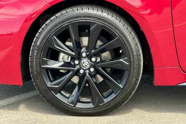 Used 2023 Toyota Corolla SE w/ Carpet Mat Package (TMS) FWD image 24