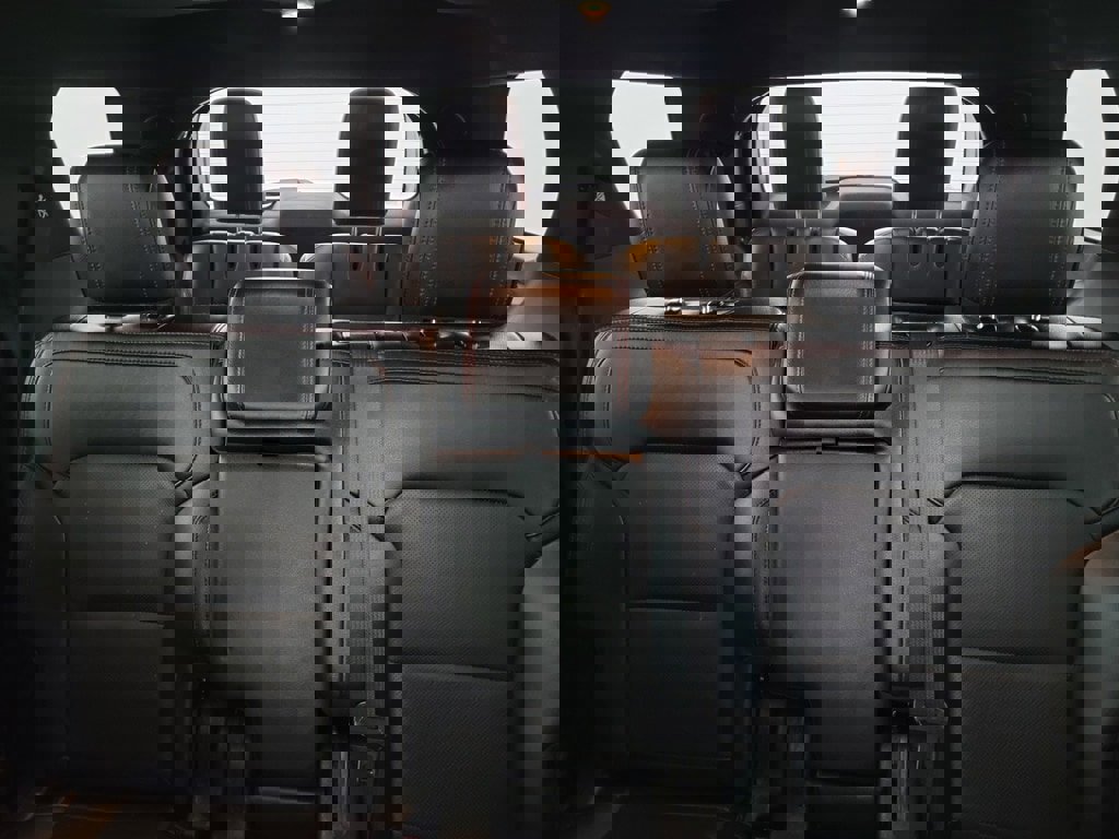 Used 2016 Ford Explorer Sport w/ Equipment Group 401A image 13