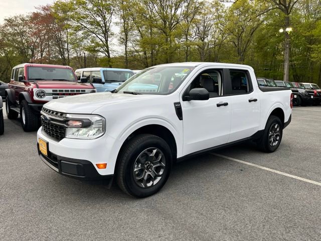 Used 2024 Ford Maverick XLT FWD image 2