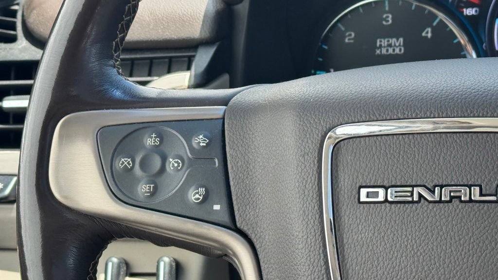 Used 2018 GMC Yukon XL Denali w/ Open Road Package AWD/4WD image 15