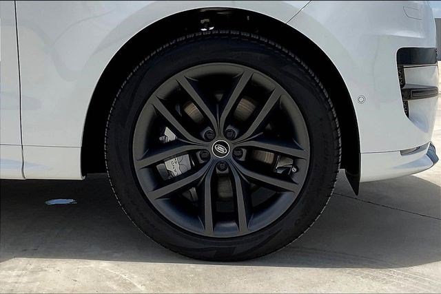 New 2025 Land Rover Range Rover Sport Dynamic SE image 15