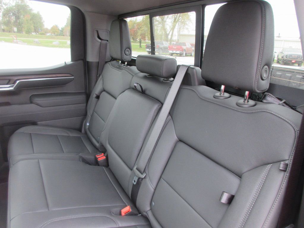 New 2026 GMC Sierra 1500 SLT w/ SLT Premium Plus Package image 12