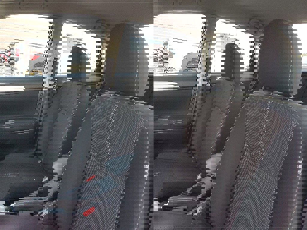 Used 2015 Nissan Sentra S image 16