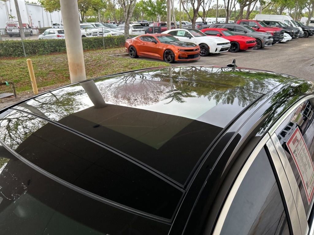 Used 2017 Mercedes-Benz Maybach S 550 4MATIC image 17