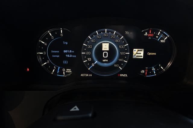 Used 2020 Cadillac Escalade Platinum image 17