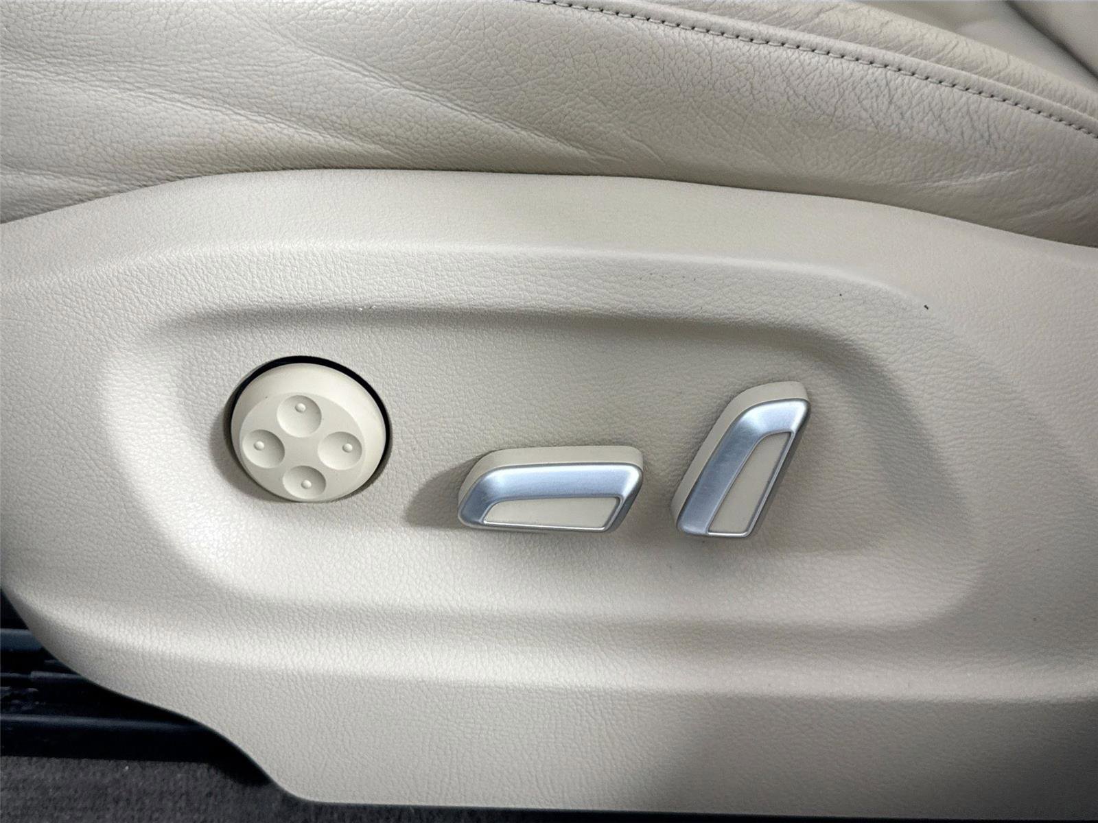 Used 2016 Audi Q5 2.0T Premium image 27