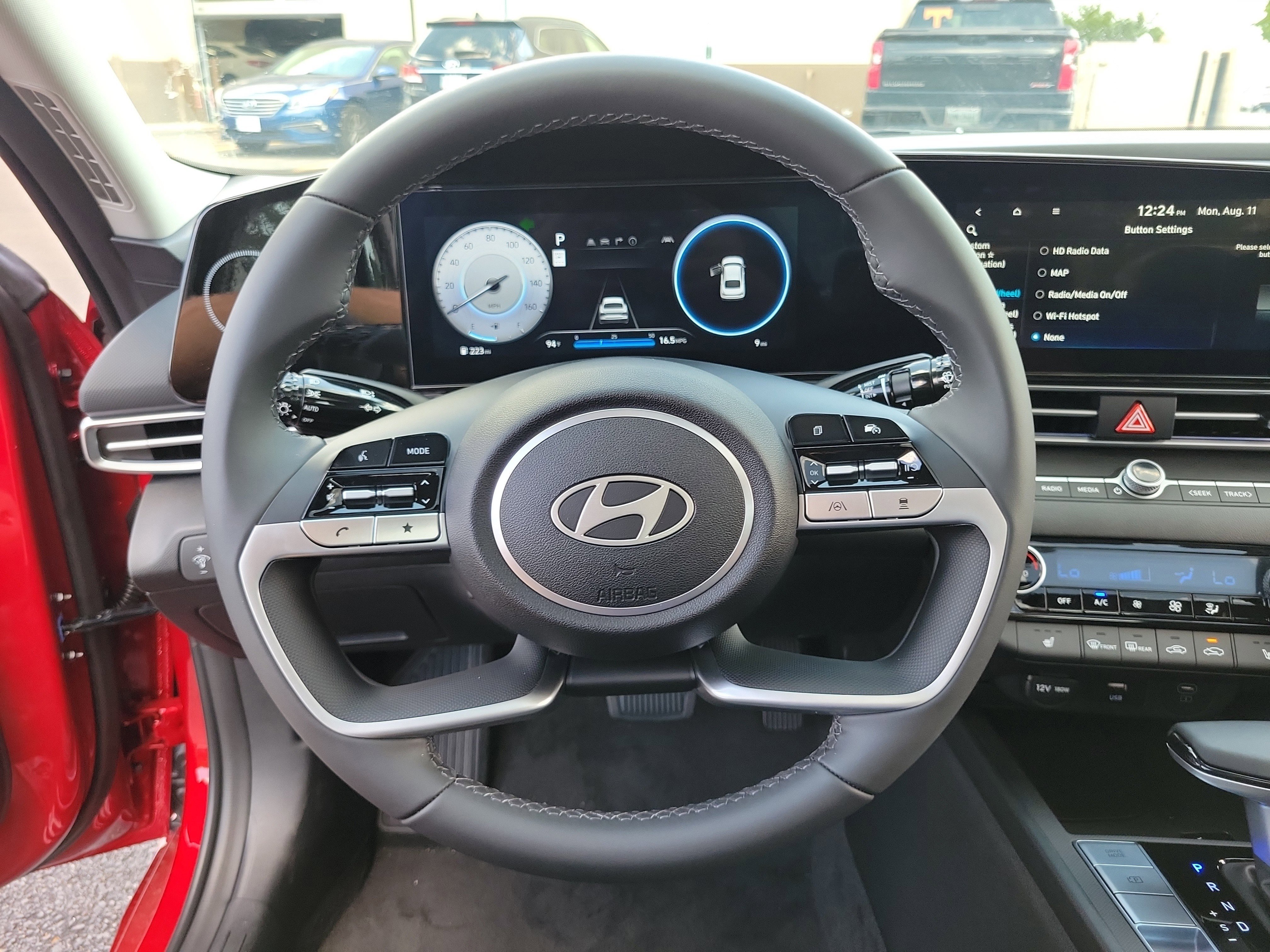 New 2025 Hyundai Elantra Limited FWD image 22