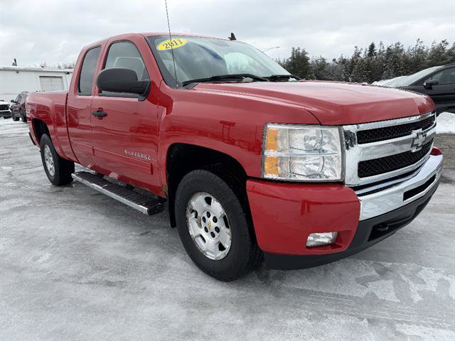 Used 2011 Chevrolet Silverado 1500 LT w/ All-Star Edition image 6
