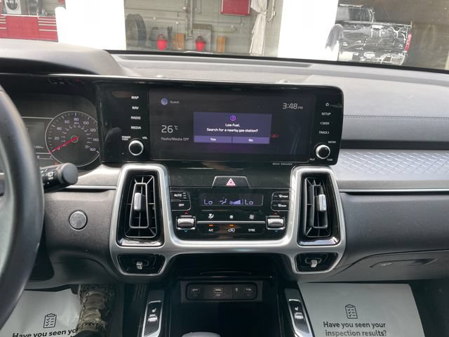 Used 2021 Kia Sorento SX AWD/4WD image 23