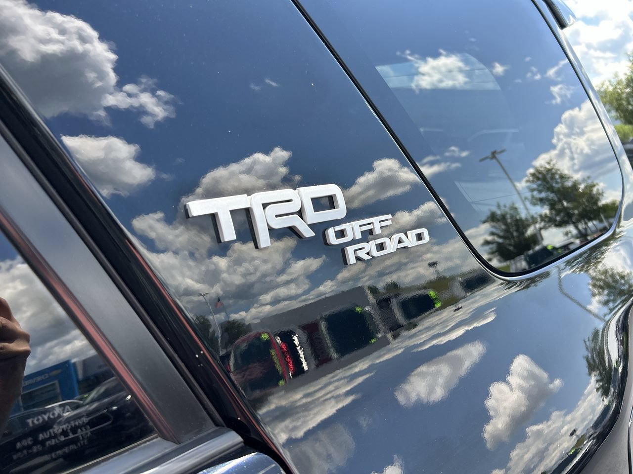 Used 2021 Toyota 4Runner TRD Off-Road Premium w/ Moonroof Package AWD/4WD image 11