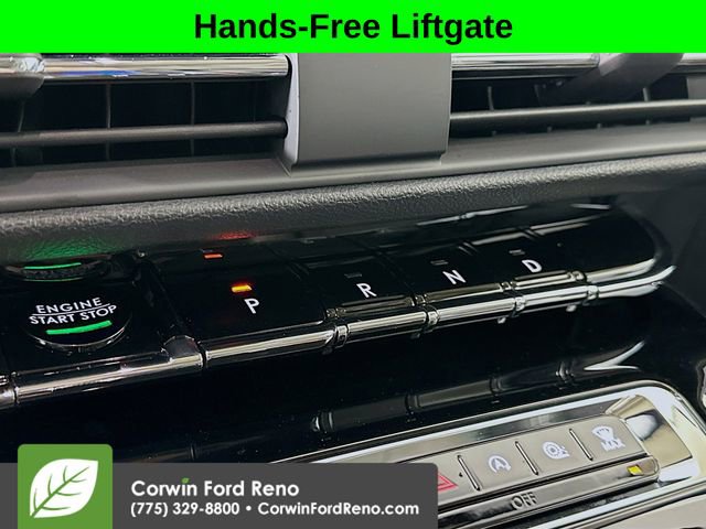 Used 2023 Lincoln Corsair Reserve w/ Equipment Group 202A image 17