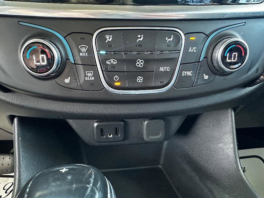 Used 2018 Chevrolet Traverse RS w/ LPO, Floor Liner Package image 15