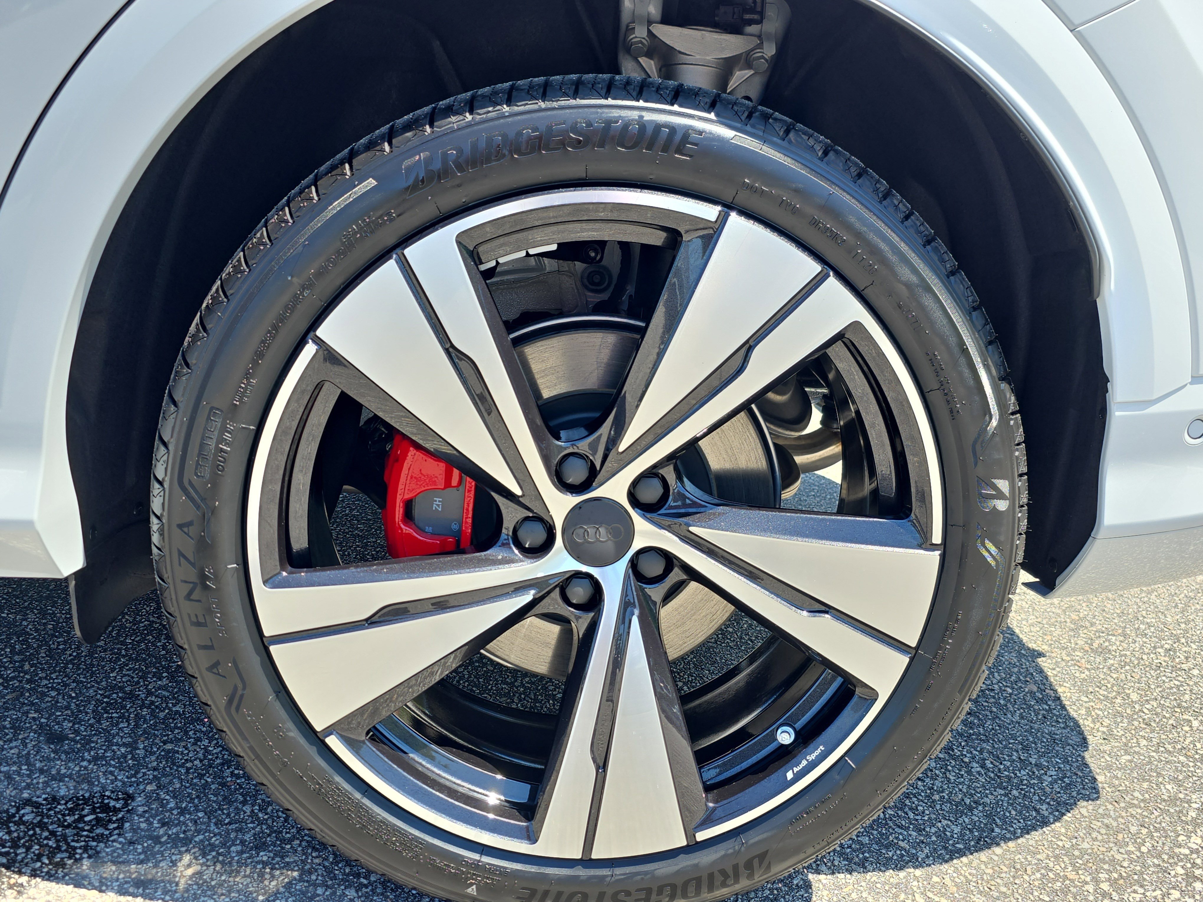 New 2026 Audi SQ5 Premium Plus AWD/4WD image 32
