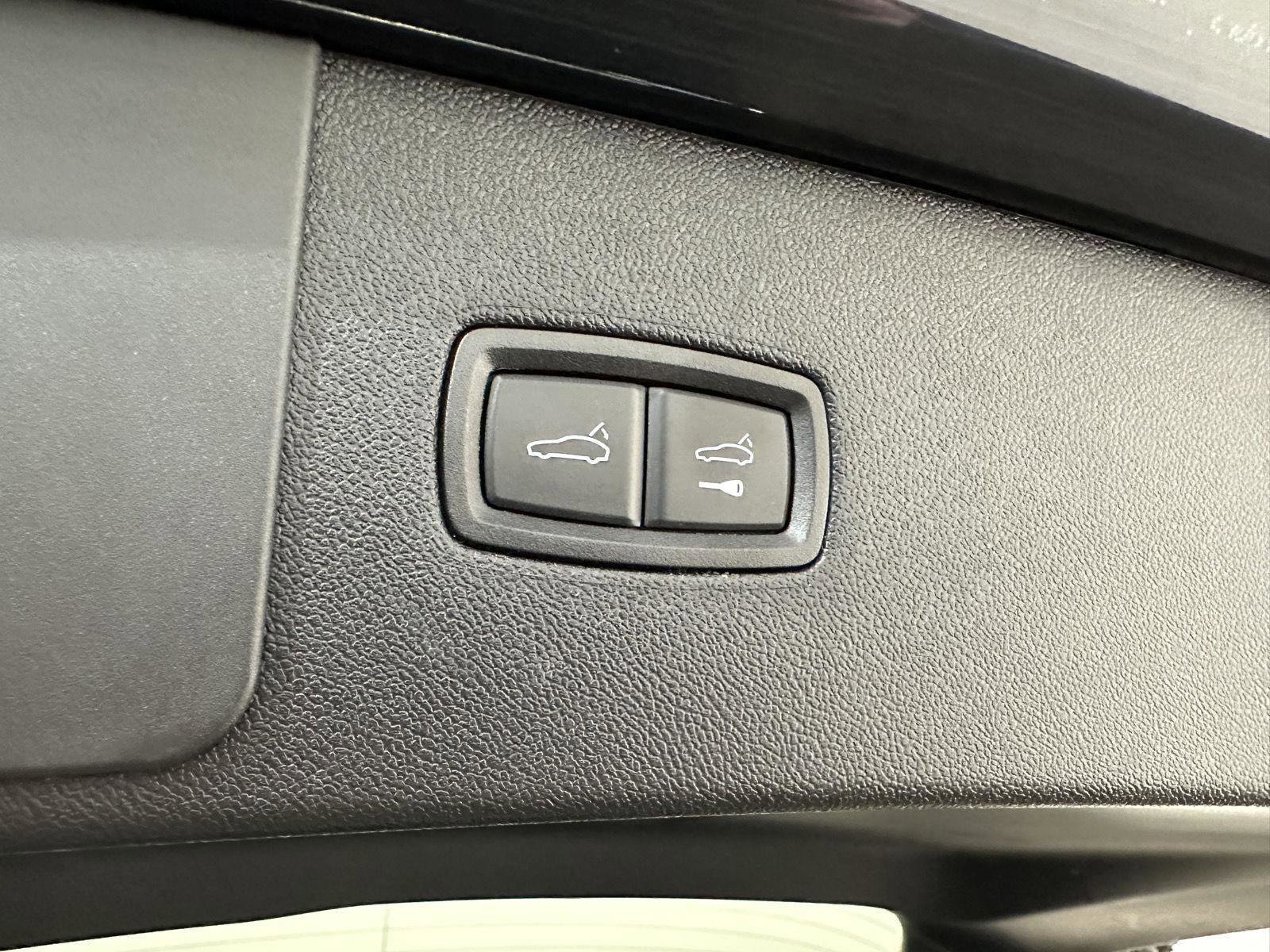 Certified 2022 Porsche Cayenne image 35