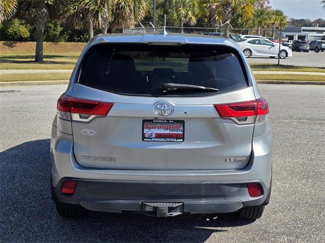 Used 2018 Toyota Highlander Plus image 3
