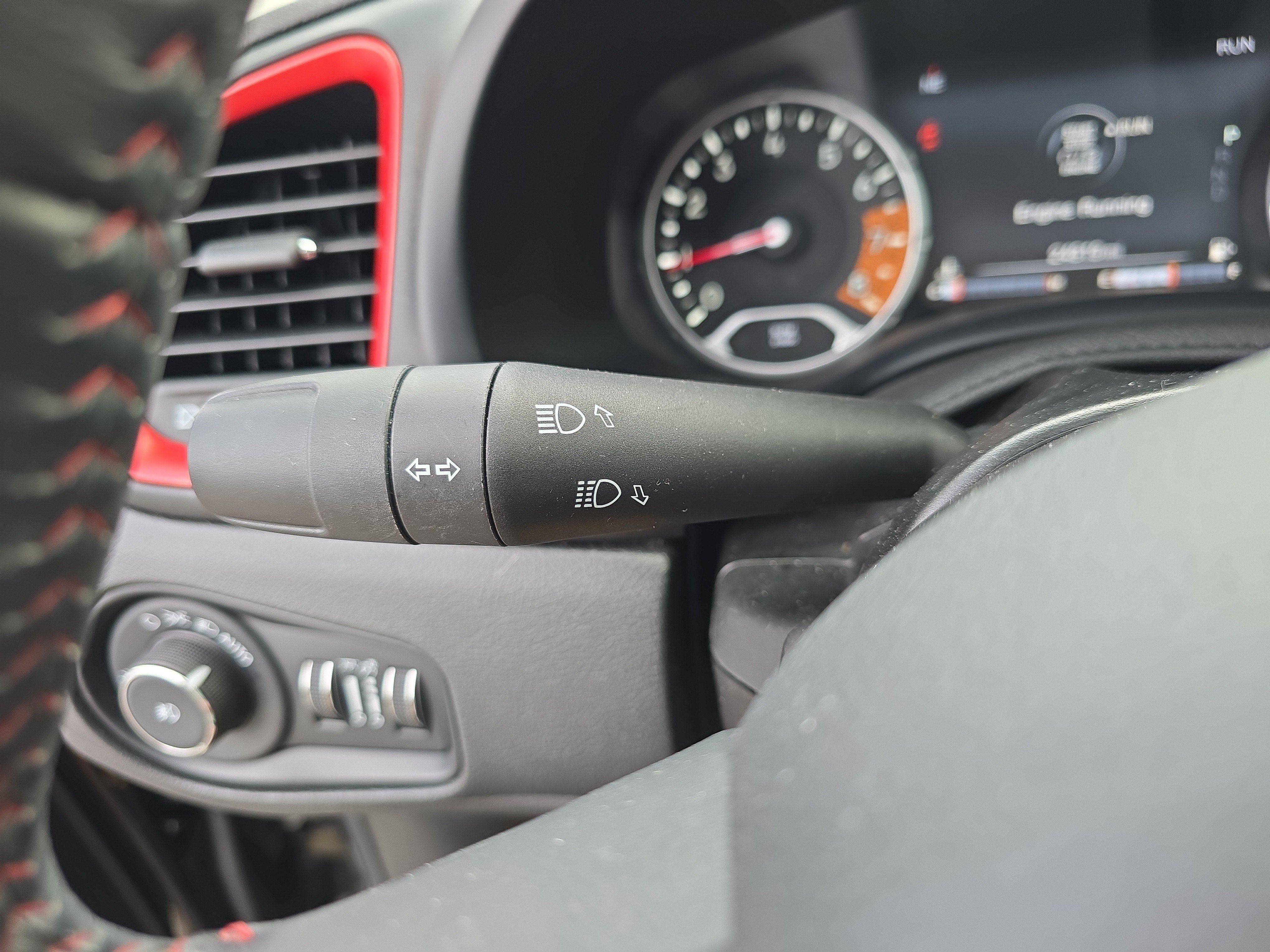 Used 2023 Jeep Renegade Trailhawk w/ Sun/Sound Group AWD/4WD image 28