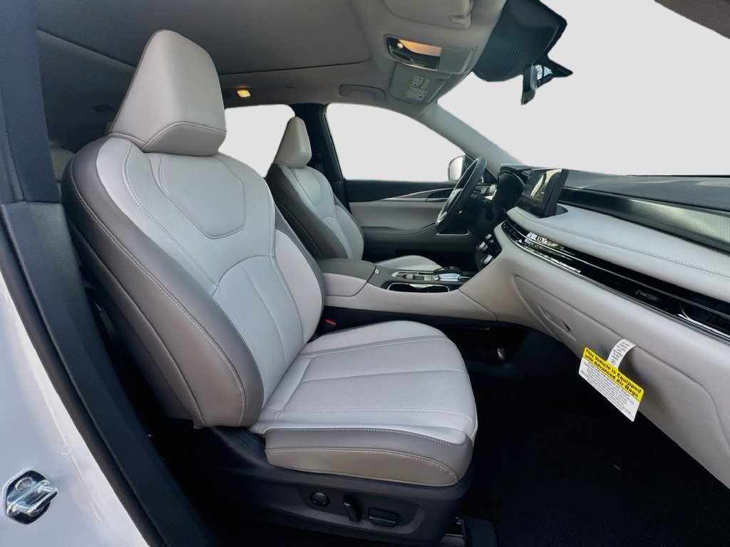 New 2027 INFINITI QX60 Luxe w/ Cargo Package FWD image 32