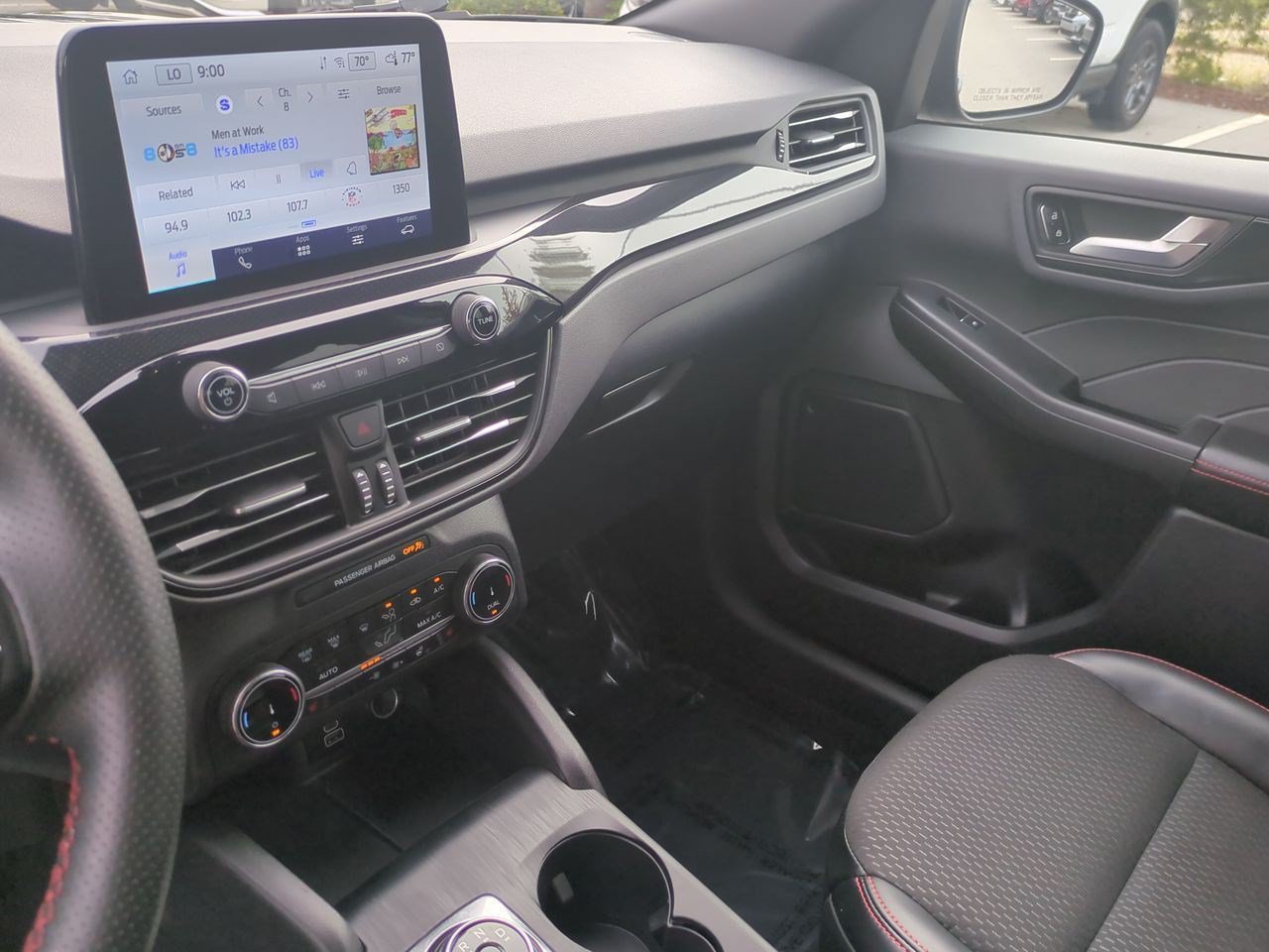 Used 2025 Ford Escape ST-Line Select AWD/4WD image 23