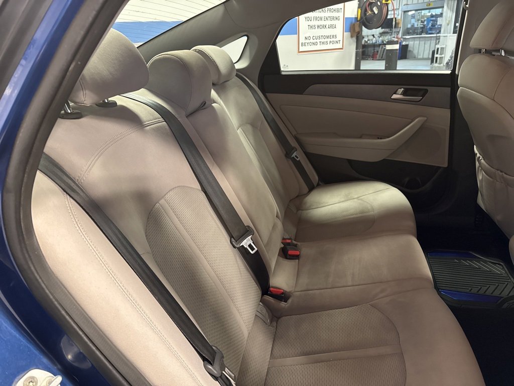 Used 2015 Hyundai Sonata SE w/ Option Group 09 image 27