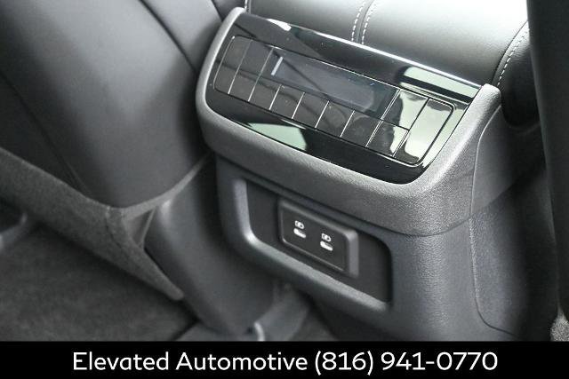 Certified 2026 INFINITI QX60 Luxe w/ Cargo Package AWD/4WD image 11