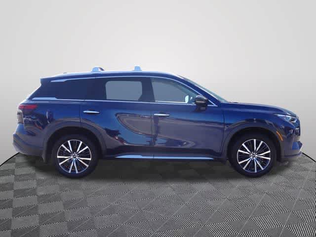 Certified 2023 INFINITI QX60 Sensory w/ Vision Package AWD/4WD image 4
