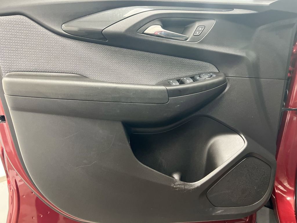 Used 2023 Chevrolet TrailBlazer LT w/ Convenience Package image 20