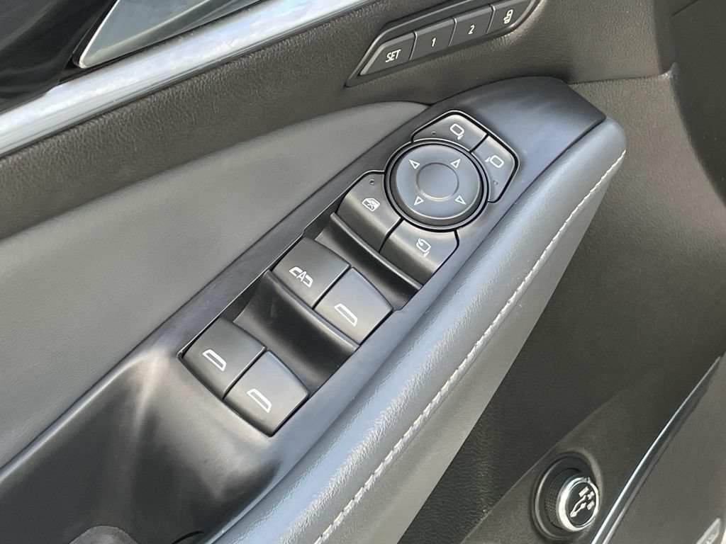 Used 2022 Buick Enclave Premium FWD image 16