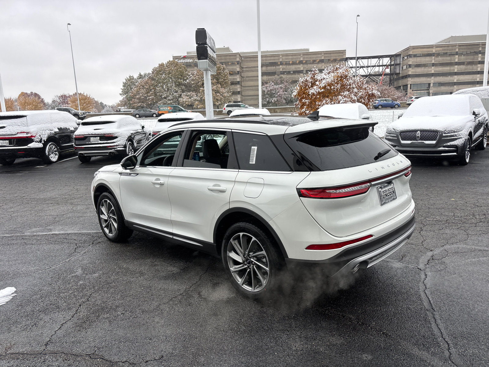 New 2026 Lincoln Corsair Premiere image 5