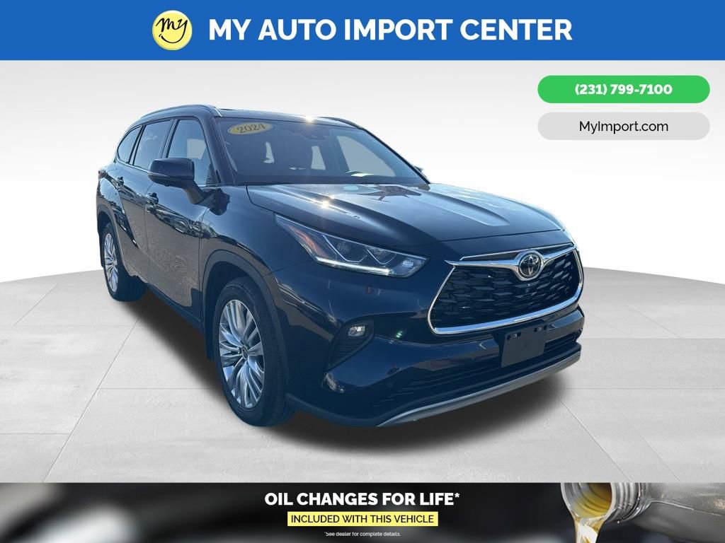 Used 2024 Toyota Highlander Platinum