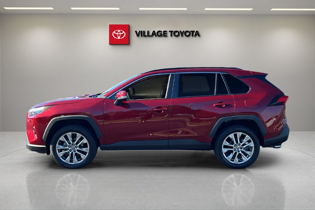 Certified 2022 Toyota RAV4 XLE Premium FWD image 2