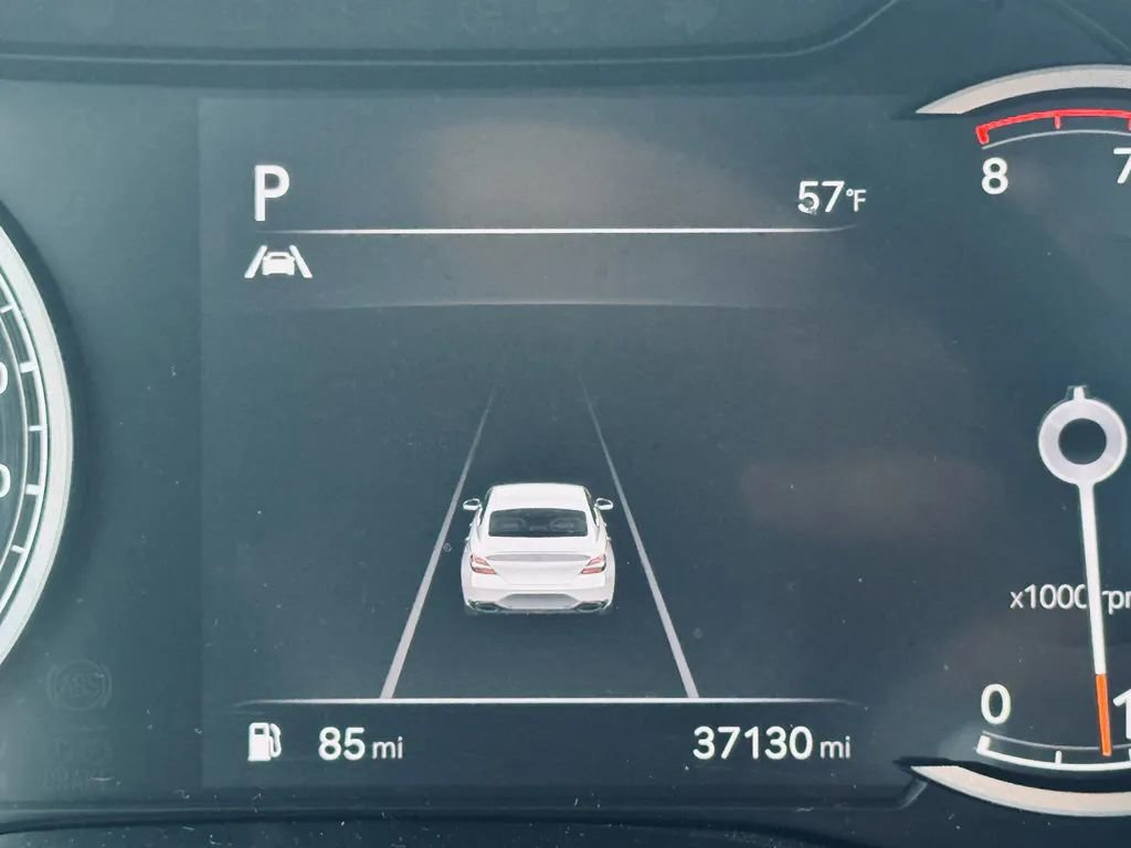 Used 2023 Genesis G70 2.0T image 14