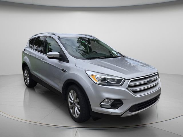 Used 2018 Ford Escape Titanium FWD image 4