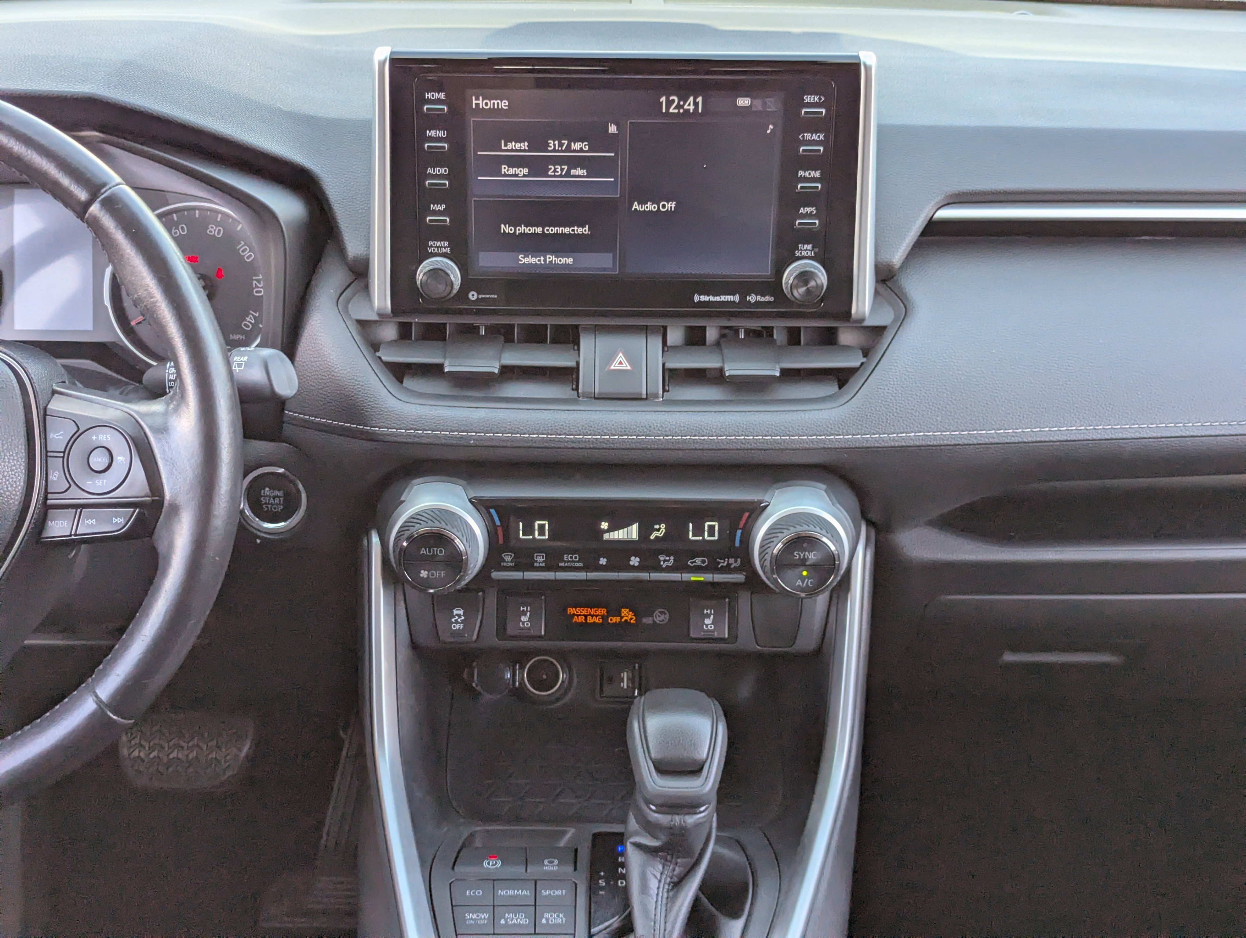 Used 2019 Toyota RAV4 XLE image 14