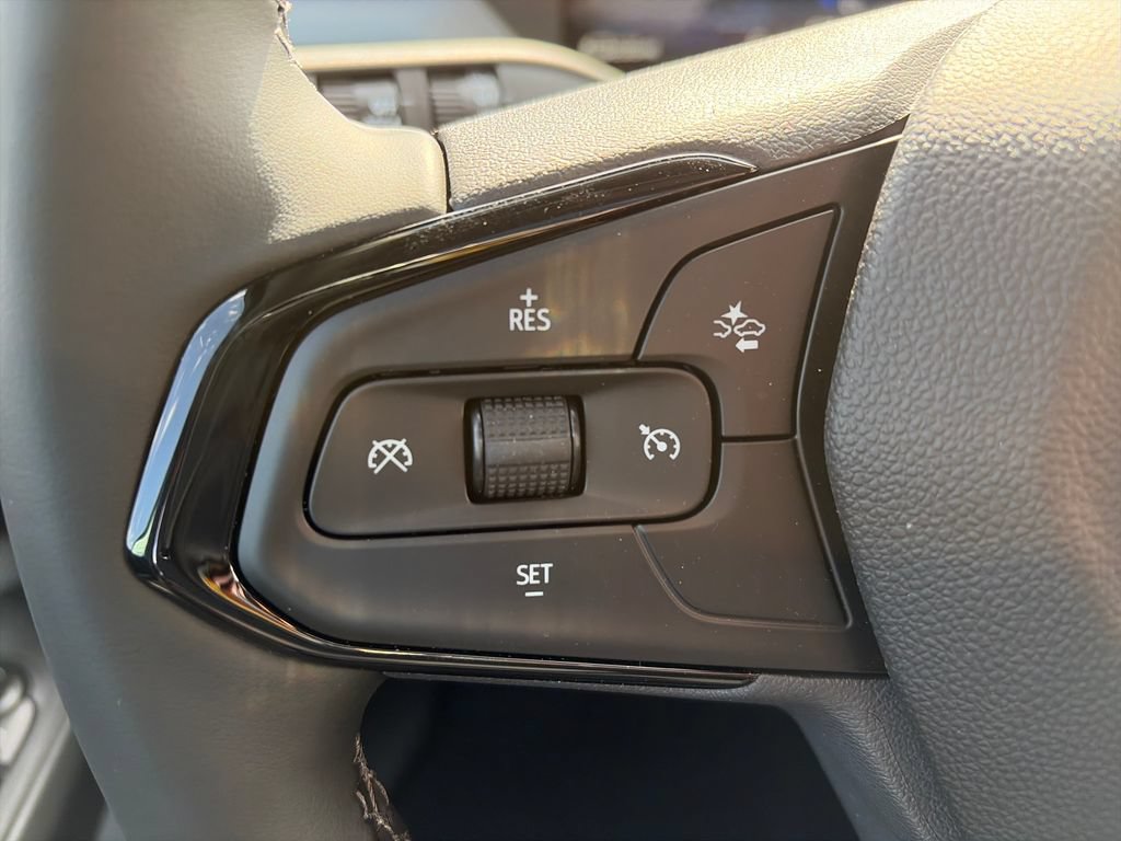 New 2027 Chevrolet Bolt RS w/ Technology Package FWD image 13