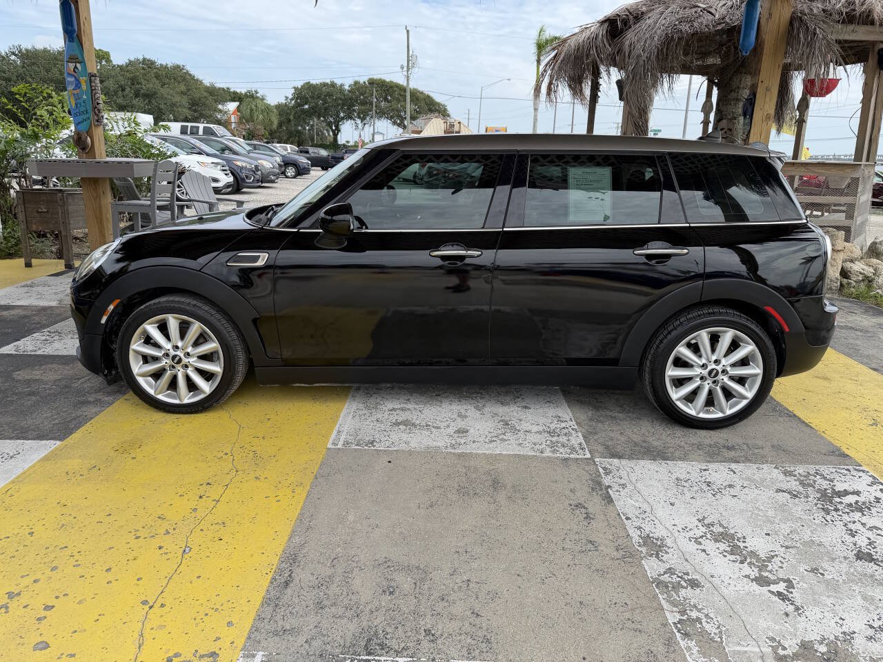 Used 2016 MINI Cooper Clubman FWD image 6
