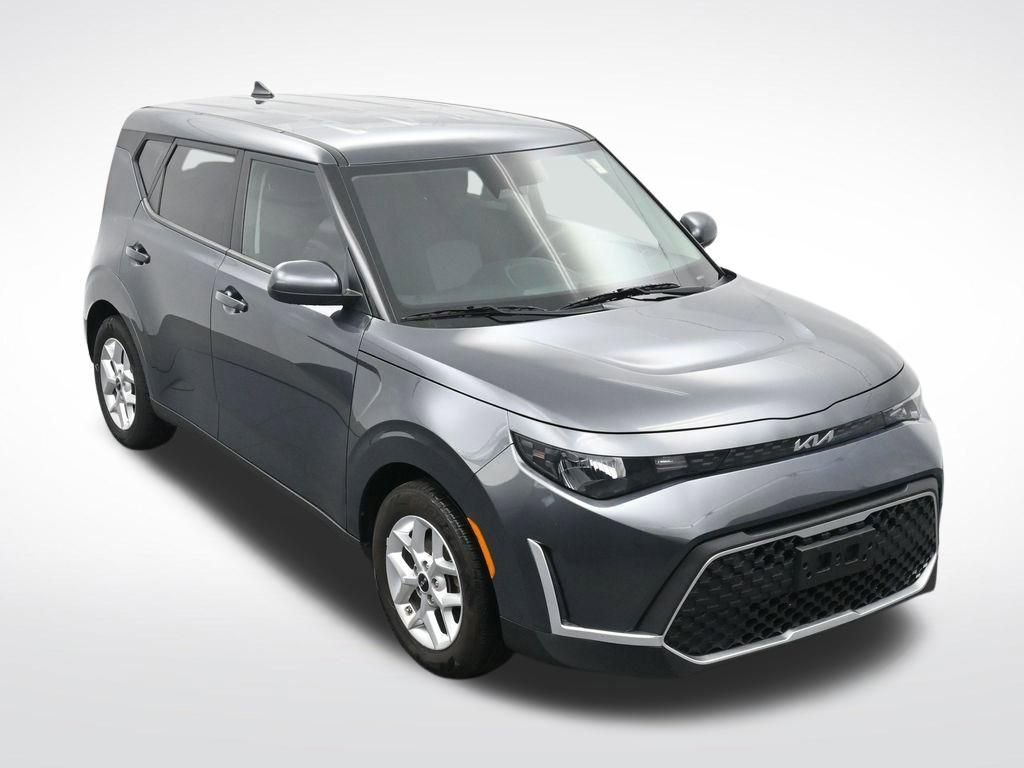 Used 2024 Kia Soul LX w/ Option Group 015 FWD image 23