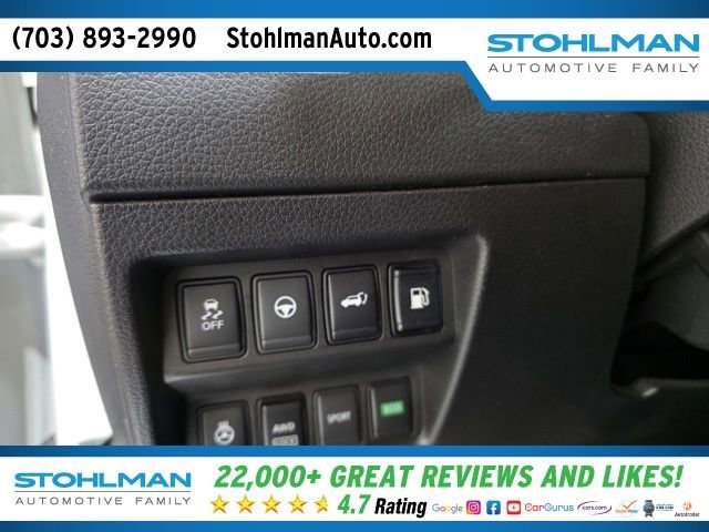 Used 2018 Nissan Rogue SL w/ Premium Package AWD/4WD image 18