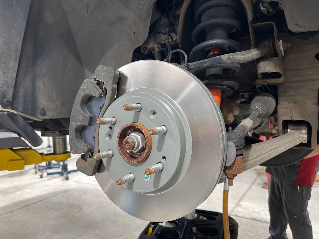 Used 2007 Cadillac Escalade AWD w/ Climate Package image 17