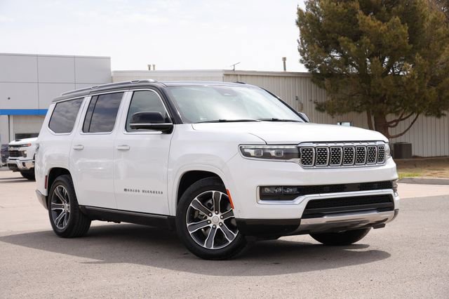 Used 2023 Jeep Grand Wagoneer 4WD image 1
