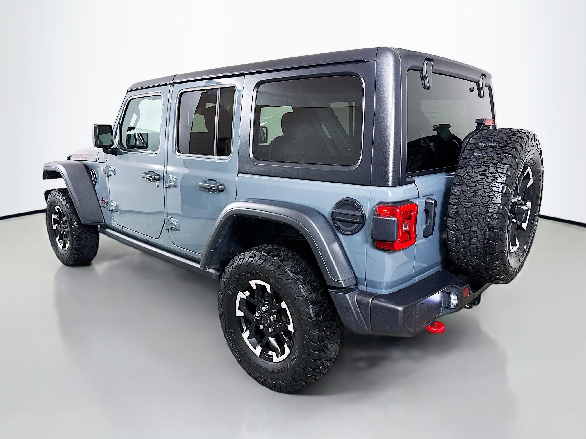 Used 2025 Jeep Wrangler Unlimited Rubicon AWD/4WD image 5