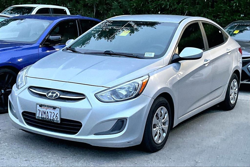 Used 2017 Hyundai Accent SE FWD image 3