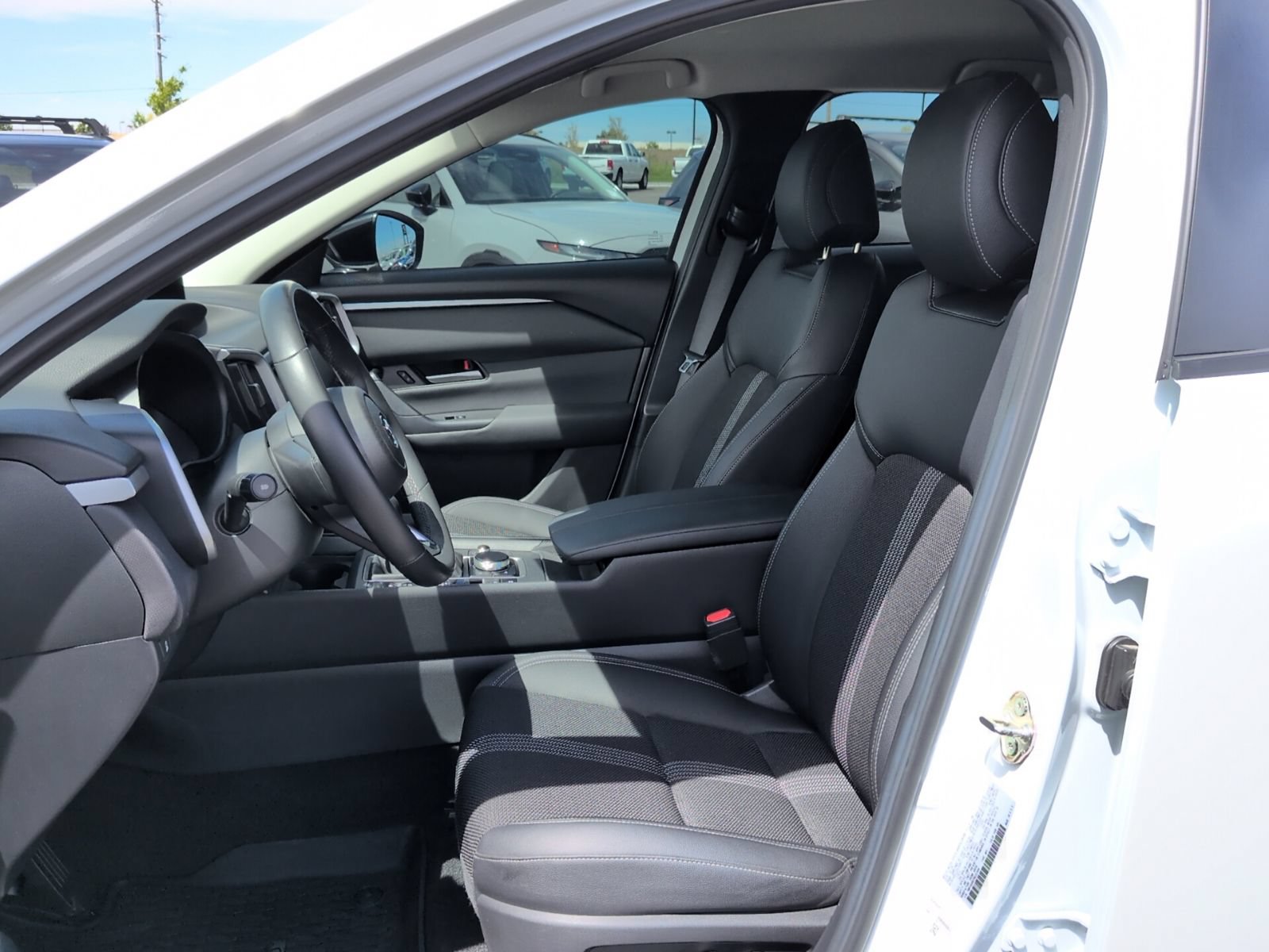 Used 2024 MAZDA CX-50 AWD 2.5 S w/ Cargo Package image 9