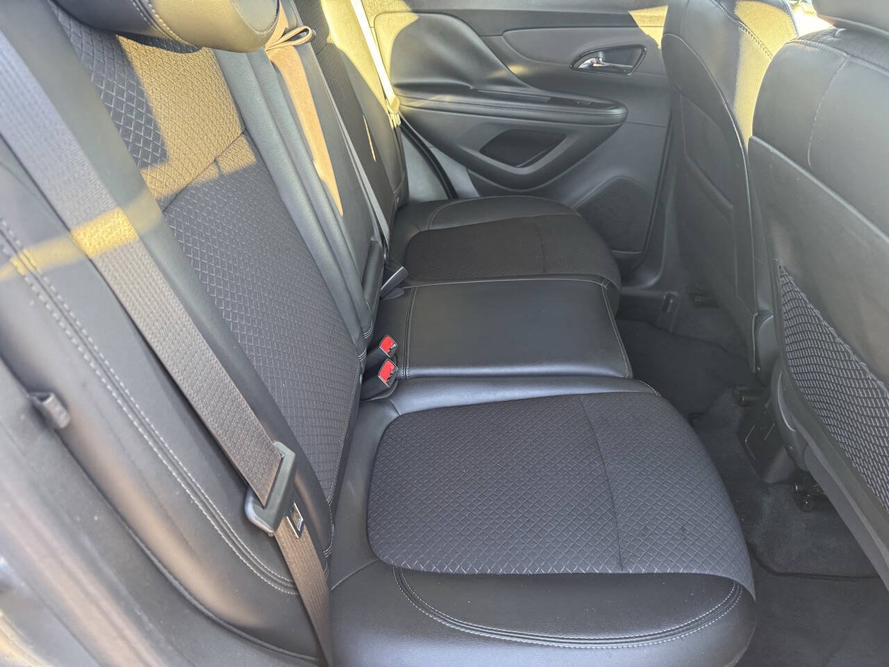 Used 2019 Buick Encore Preferred w/ Safety Package FWD image 13