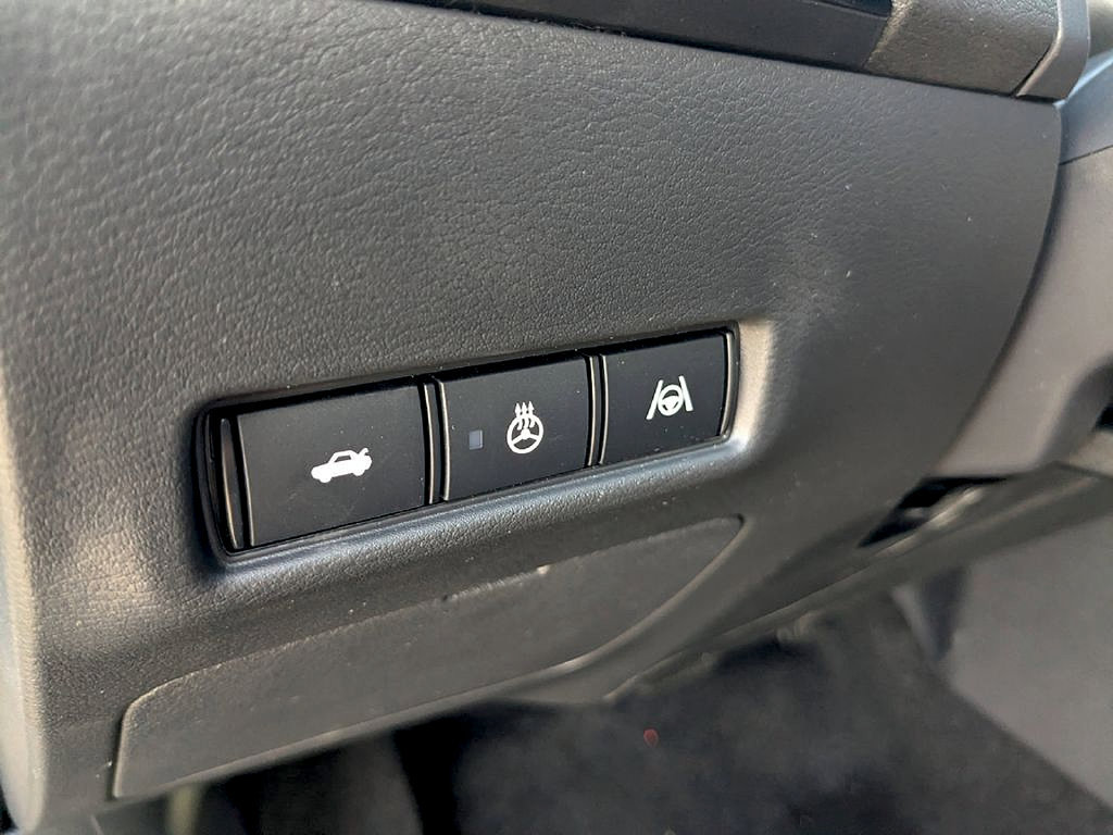 New 2026 Nissan Sentra SR w/ SR Premium Package FWD image 23