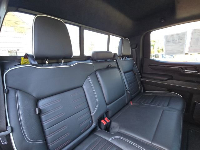 Used 2022 GMC Sierra 1500 AT4X image 16