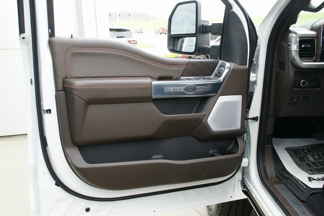 New 2025 Ford F250 King Ranch w/ Chrome Package image 19