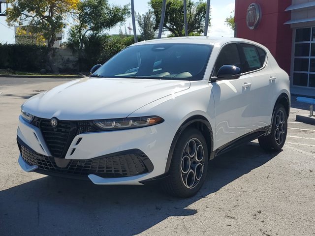 New 2026 Alfa Romeo Tonale Sprint w/ Active Assist Package AWD/4WD image 2