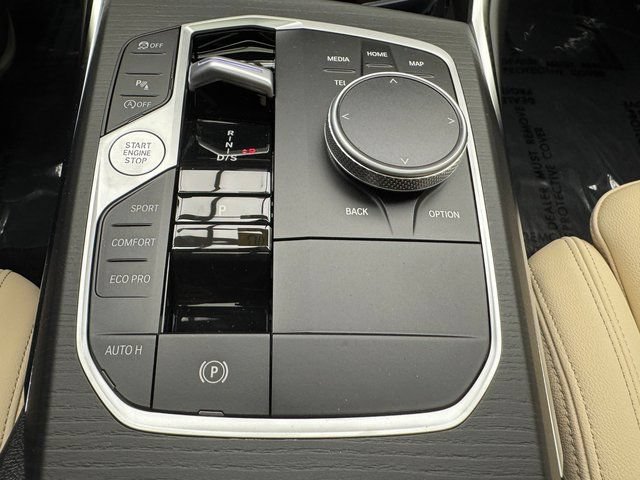 New 2026 BMW 330i xDrive Sedan AWD/4WD image 18